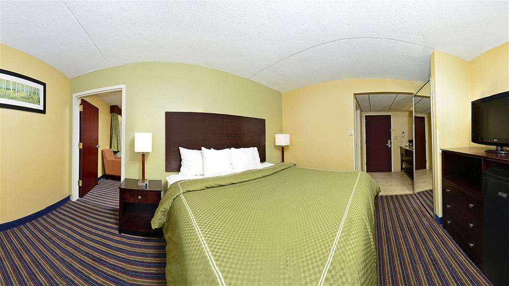 Comfort Inn & Suites East Hartford - Hartford Exterior photo