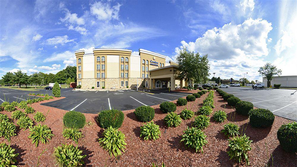 Comfort Inn & Suites East Hartford - Hartford Exterior photo